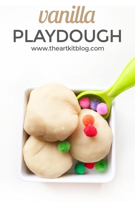 Vanilla Playdough Recipe, Sugar Cookie Playdough Recipe, Playdough Inspiration, White Playdough, Homemade Moon Sand, Diy Vanilla, Diy Playdough, Sensory Tubs, Homeschooling Preschool