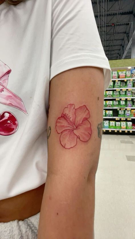 Two Hibiscus Flowers Tattoo, Hibiscus Tattoo Red, Habisquis Flower Tat, Full Shoulder Tattoos For Women, Red Hibiscus Flower Tattoo, Pink Hibiscus Tattoo, Pink Matter Tattoo, Hibiscus Flowers Tattoo, Red Hibiscus Tattoo