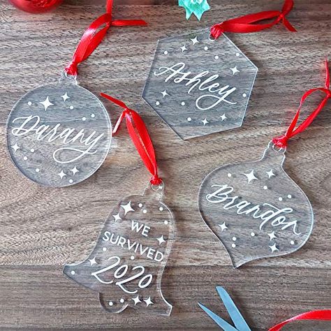 Acrylic Ornaments Vinyl, Christmas Acrylic Ornaments, Clear Acrylic Ornaments, Hexagon Diy, Acrylic Christmas Ornaments, Oil Based Markers, Ornaments Acrylic, Name Ornaments, Christmas Name Tags