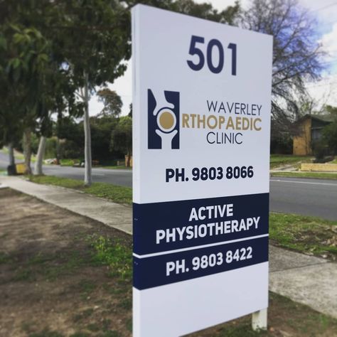 Simple clean & striking pylon / plinth sign for melbourne medical clinic. Logo Board, Medical Sign, Vehicle Signage, Clinic Logo, Sign Board, Medical Center, Free Standing, Highway Signs, Free Online