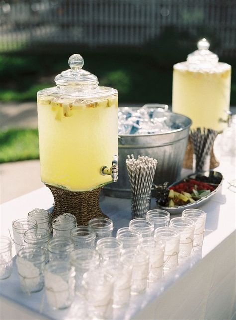 Wedding Drink Station. Delicious and elegant. #BariJay #Wedding #Drinks Wedding Drink Station, Key West Wedding, Diy Projektit, Keys Wedding, Drink Station, Think Food, Wedding Drink, Drink Table, Drink Dispenser