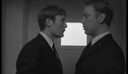 GIF - Screenkiss Mads Mikkelsen & Mikael Persbrandt in Nu [Now] Best Actors, Good Morning Gorgeous, Nbc Hannibal, Gary Oldman, Hugh Dancy, Hannibal Lecter, Mads Mikkelsen, Beautiful Lips, Pose Reference Photo