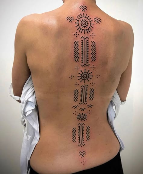 Traditional Filipino Tattoo, Traditional Back Tattoo, Berber Tattoo, Dr Woo, Filipino Tattoos, Meaningful Tattoo Quotes, Dot Tattoos, Stylish Tattoo, Triangle Tattoos