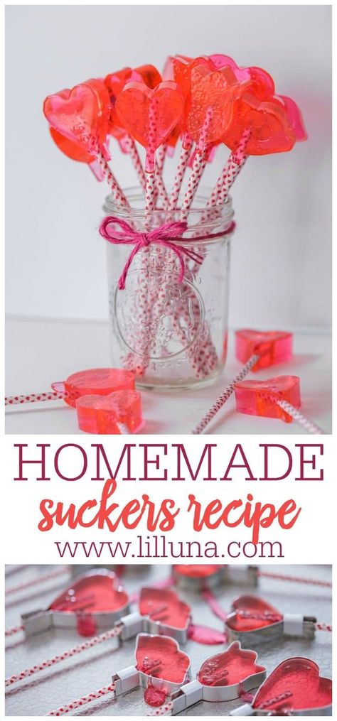 How To Make Suckers, Easy Lollipop Recipe, Homemade Suckers, Licorice Cake, Homemade Lollipops, Homemade Candy Bars, Lollipop Recipe, Diy Foods, Xmas Candy