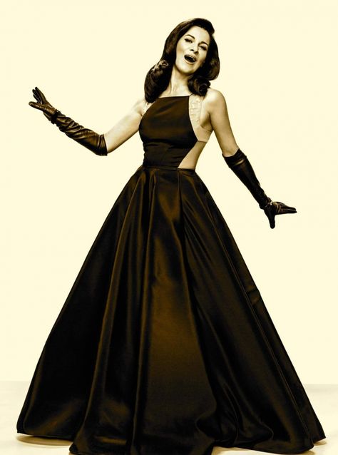 Singer Pose, Opera Singer, Brit Awards, Opera Singers, Interesting Places, Image Makers, My Images, Opera, Victorian Dress