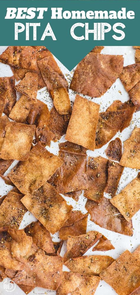 Crispy Pita Chips, How To Make Pita Chips, Pita Chips Baked, Snack Corner, Grab Snacks, Pita Chips Recipe, Savory Biscuits, Baked Pita Chips, Homemade Pita Chips