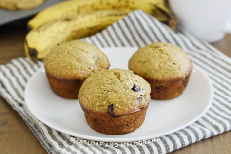 banana applesauce muffins with chocolate chips on a white plate Recipes Using Applesauce, Easy Banana Muffin, Banana Applesauce Muffins, Banana Muffin Recipe Easy, Muffins With Chocolate Chips, Honey Teriyaki Chicken, Muffins With Chocolate, Banana Muffins Easy, Applesauce Muffins