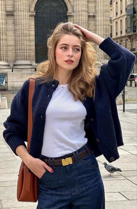 Navy Blue Outfit, Minimal Outfit, Cardigan Outfits, 가을 패션, Style Mistakes, Casual Style Outfits, Looks Vintage, Outfits Casuales, Classy Outfits