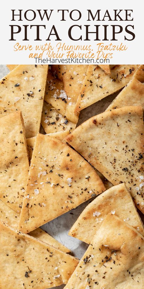 Learn How to Make Pita Chips with this easy homemade pita chips recipe so they turn out perfect every time! Homemade Pita Chips are made with pita bread or pita pockets, extra-virgin olive oil, seasoning and salt and baked in the oven. Recipes That Use Pita Bread, Stuff Pita Pocket, Pita Bread Seasoning, Toasted Pita Chips, Crispy Pita Bread, Pita Chips From Tortillas, Pitta Bread Ideas, Pita Chip Recipe, Diy Pita Chips