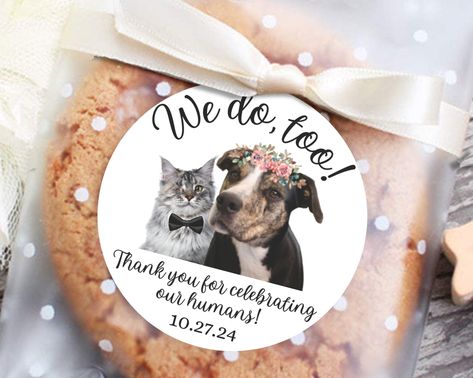 Doggie Bag, Cookie Wedding Favors, Photo Face, Wedding Favor Labels, Cricut Wedding, Wedding Giveaways, Wedding Of The Year, Wedding Favor Stickers, Wedding Pets