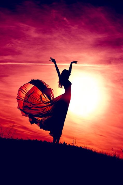 @danilove_xo Dancing In The Sunset, Louise Hay, Song Of Solomon, 인물 사진, Pics Art, The Sunset, Rumi, Sunrise Sunset, Reiki