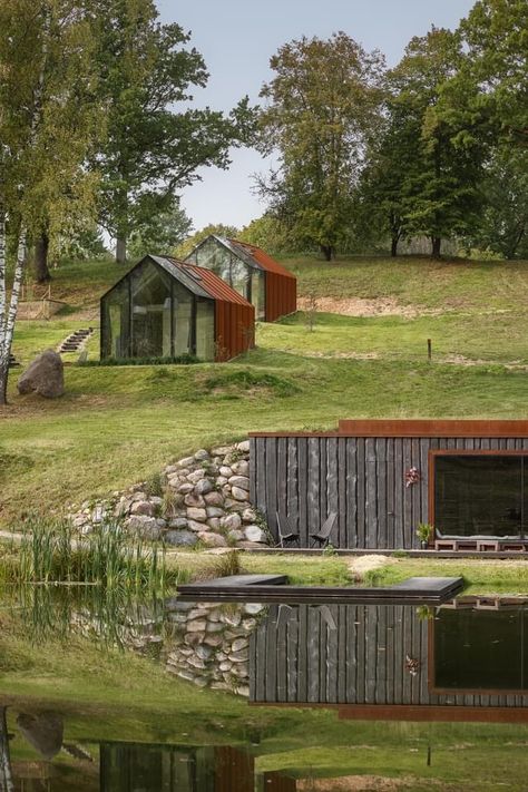 Nature Spa, Resort Interior Design, Small Cabins, Glass Cabin, Open Architecture, Wellness Resort, Casa Country, Glass Structure, Guest Cabin