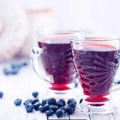 Tito's Blueberry Wine Coolers German Gluhwein Recipe, Gluhwein Recipe, Old Fashion Drink Recipe, Blueberry Wine, Mulled Wine Recipe, Champagne Punch, Old Fashioned Drink, German Christmas Markets, Holiday Drink