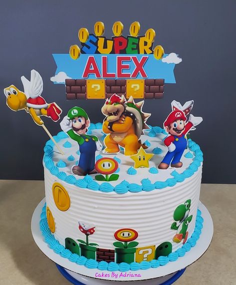 Super Mario Birthday Cake Buttercream, Mario Cake Ideas, Mario Birthday Cake, Mario Bros Cake, Rapunzel Cake, Baby Boy Birthday Cake, Mario Cake, Mario Bros Birthday, Mario Bros Party