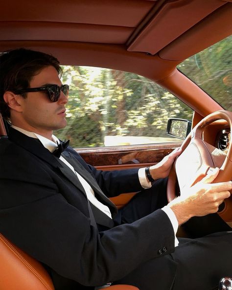 Monday Men Driving Aesthetic, Driving Aesthetic, Wealthy Man, Men Driving, The Quiet Ones, Harvey Specter, Super Rich Kids, Luxury Lifestyle Dreams, Old Money Style