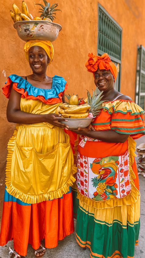 Venezuela Culture, Colombia Culture, Cuban Outfit, Colombian Woman, Cuba People, Jamaica Culture, Cuba Culture, Colombian Culture, Cuban Culture