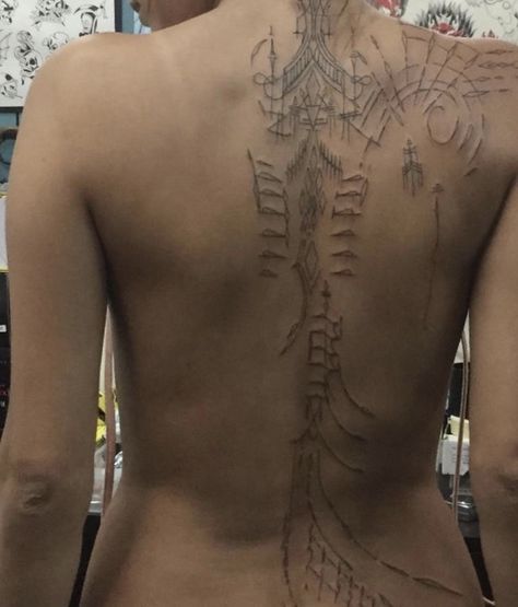 Metal Spine Tattoo, Ornamental Back Tattoo Men, Nouveau Tattoo, Spine Tattoo, Spine Tattoos For Women, Spiritual Tattoos, Big Tattoo, Jewelry Tattoo, Spine Tattoos