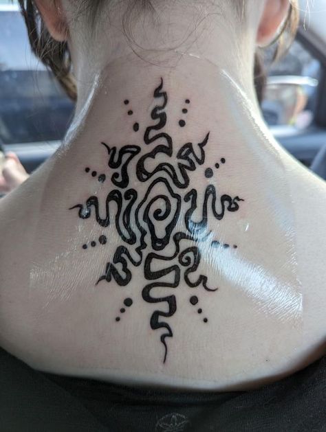 Spiral Chest Tattoo, Spiral Shoulder Tattoo, Spiral Aesthetic, Spiral Tattoo, Armpit Tattoo, Spiral Tattoos, Small Henna, Henna Inspo, Movies For Boys