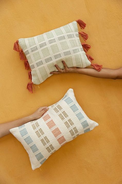 Throw Pillow Photography, Cushion Photoshoot Ideas, Cushion Photography Ideas, Cushion Product Photography, Cushion Cover Photography Ideas, Cushion Photography Styling, Green With Terracotta, Cushion Photoshoot, Pillow Photography