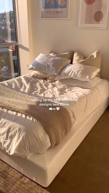 Fluffy Cloud Bed Aesthetic, Comfy Bed Astethic, Cloud Bed Frame Low, Bedroom With No Bed Frame, Cloud Bed Ideas, Bed Inspo Cozy, Diy Cloud Bed, Cloud Bed Aesthetic, Fluffy Bedding Ideas