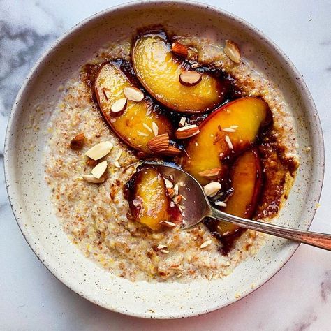 7 Hot Cereals to Try Instead of Oatmeal ... Wheat Porridge, Hot Breakfast Cereal, Chia Pudding Recipes Healthy, Caramelized Peaches, Cream Of Wheat, Hot Cereal, Chia Pudding Recipes, Pomegranate Molasses, Cereal Recipes