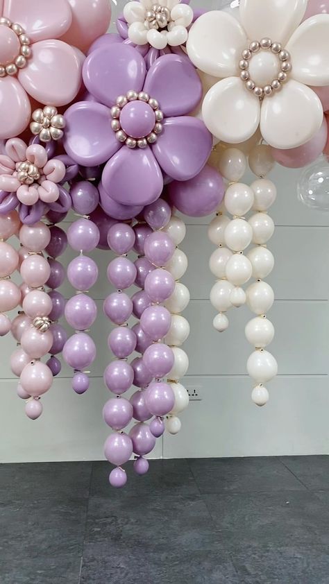 Best Birthday Decoration Ideas, Birthday Wall Decoration Ideas, Best Birthday Decoration, Minimalist Birthday Decor, Flower Balloon Arch, Balloon Decorations Diy Tutorials, Birthday Wall Decoration, Birthday Decoration Ideas, Balloon Colors