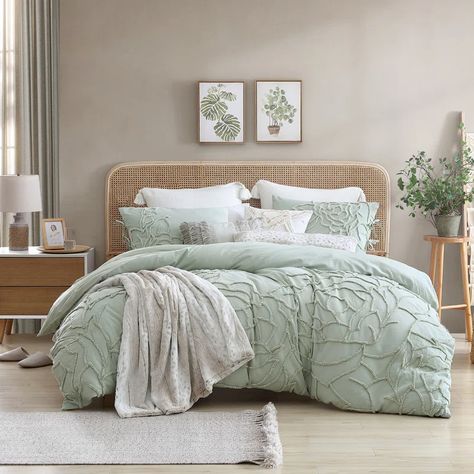 Rosdorf Park Scot Gray Standard Cotton 3 Piece Comforter Set & Reviews - Wayfair Canada Rose Comforter, Green Comforter Sets, Coastal Room Decor, Vintage Inspired Bedroom, Green Comforter, Coastal Room, Kelly Clarkson Home, Bedroom Essentials, King Comforter Sets