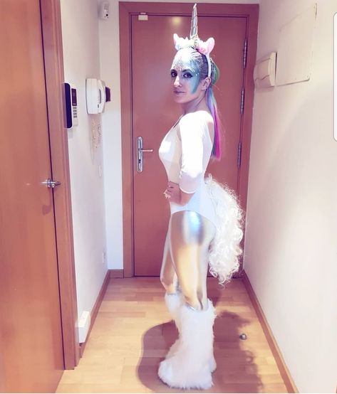 Adult Unicorn Costume Diy, Diy Unicorn Costume Women, Unicorn Halloween Costume For Women, Unicorn Outfit Women, Unicorn Costume Makeup, Unicorn Costume Womens, Black Unicorn Costume, Adult Unicorn Costume, Unicorn Costume Women's