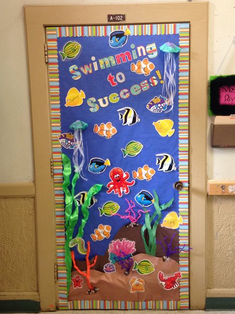 Ocean themed classroom door:) Ocean Theme Door Classroom Decor, Beach Theme Classroom Door, Ocean Classroom Door Ideas, Beach Theme Classroom, Classroom Decor Middle, Ocean Theme Preschool, Ocean Classroom, Middle School Classroom Decor, Ocean Theme Classroom