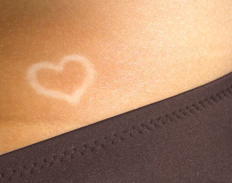 Tanning Stickers: What They Are And Where To Buy Them - http://BronzeBooty.com/tanning-stickers-what-they-are-and-where-to-buy-them/?utm_source=pinterest.com&utm_medium=social&utm_campaign=SNAP%20Plugin Tan Stickers, Sticker Tan, Tanning Stickers, Tanning Bed Lotion, Sunless Tanner, Tanning Bed, Tanning Tips, Tanning, Lips