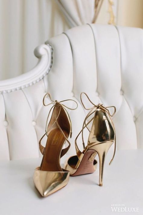 Grad Shoes, Gold Wedding Shoes, Sparkly Wedding, Shoes Cute, Prom Heels, Crystal Shoes, Gold Shoes, Gold Heels, Crazy Shoes