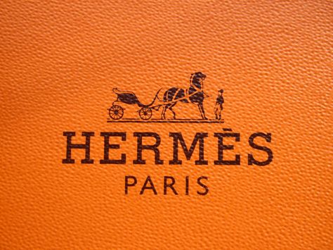 Hermes Wallpaper Images - WallpaperSafari Hermes Wallpaper, Deco Orange, Hermes Orange, Best Gaming Wallpapers, Orange You Glad, How To Pronounce, Apple Watch Faces, Hermes Scarf, Hermes Paris