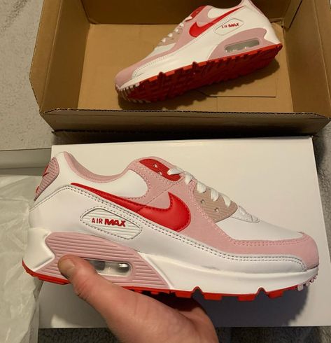 Morekicksuk on Instagram: “Air Max 90 - Valentine’s Day (2021) - Size UK 6.5 ❤️ #sneaker #snkrs #cookgroup #valentines #airmax90 #airmax #shoes #trainers…” Airmax Shoes, Cute Nike Shoes, Cute Nikes, Rose Rouge, Fit Inspo, Shoes Trainers, Fitness Inspo, Air Max Sneakers, Air Max