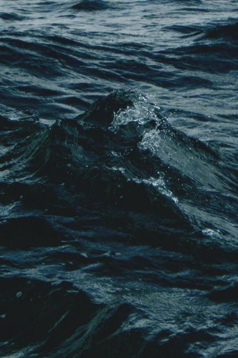 Forugh Farrokhzad, Challenger Deep, Wow Photo, Water Aesthetic, Sea And Ocean, Blue Aesthetic, Ocean Waves, Dark Aesthetic, The Ocean