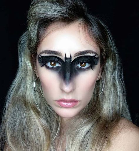 13 Bat Makeup Ideas for Halloween Bat Makeup, Masquerade Makeup, Makeup Ideas For Halloween, Vampire Makeup Halloween, Holloween Makeup, Dark Eye Makeup, Vampire Makeup, Stylish Makeup, Halloween Eye Makeup