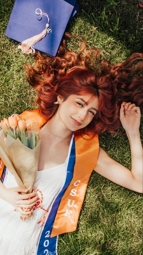 #graduation #gradinspo #aesthetic #college #csuf #photography #flowers #fashion #croquette #tiktok Graduation Pics With Flowers, Grad Photo Inspo Ideas, Graduation Cap Pictures Photo Ideas, How To Take Graduation Photos, College Grad Ideas, Grad Photo Aesthetic, 70s Graduation Pictures, Graduation Photos With Flowers, Grad Photos With Flowers