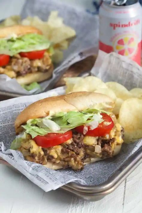 Chopped Cheese Sandwich, Hoagie Sandwiches, Hamburger Seasoning, Cheesy Sandwich, Beef Sandwich Recipes, Cheese Sandwich Recipe, Chopped Cheese, Sub Sandwiches, Hot Sandwich