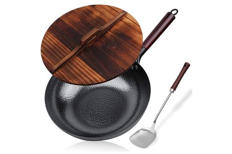 The 4 Best Woks You Can Buy, According to Our Test Kitchen Wok Stir Fry, Best Wok, Carbon Steel Wok, Induction Stove Top, Electric Furnace, Cast Iron Wok, Woks, Electric Stove, Fry Pan