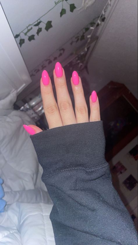 Hot Pink Nails Solid Color, Hot Pink Nails Round Shape, Plain Pink Nails Almond, Summer Vacation Nails Acrylic Almond, Barbie Pink Nails Short Almond, Neon Nails Plain, Hot Pink Round Acrylic Nails, Neon Pink Birthday Nails, Bright Pink Oval Nails