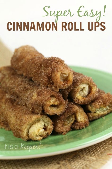 Easy Cinnamon Roll Ups - It Is a Keeper Cinnamon Roll Ups, Super Easy Dessert, Super Easy Desserts, Coconut Dessert, Butter Cinnamon, Easy Dessert Recipe, Dessert Simple, Brownie Desserts, Bread Roll