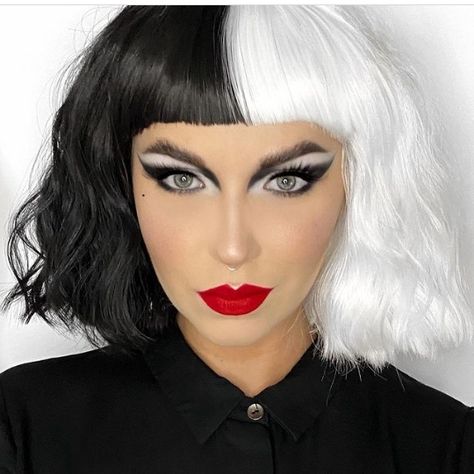 How To Do Cruella Deville Makeup, Cruella Deville Dress, Cruella Makeup Looks, Cruelly Deville Make Up, Cruella Inspired Makeup, Cruella Devil Makeup, Cruella Deville Makeup Emma Stone, Cruella 2021, Cruella Eye Makeup