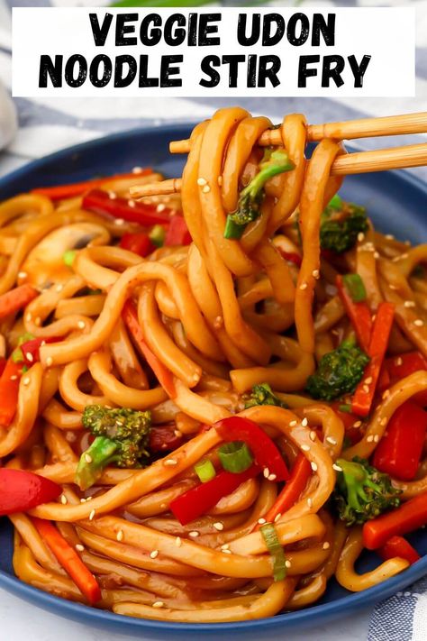 Veggie Udon Stir Fry, Stir Fry Vegan, Vegan Udon Noodles, Vegan Udon, Vegan Noodles Recipes, Veggie Stir Fry Recipes, Vegetarian Asian, Vegetable Stir Fry Recipe, Vegan Stir Fry