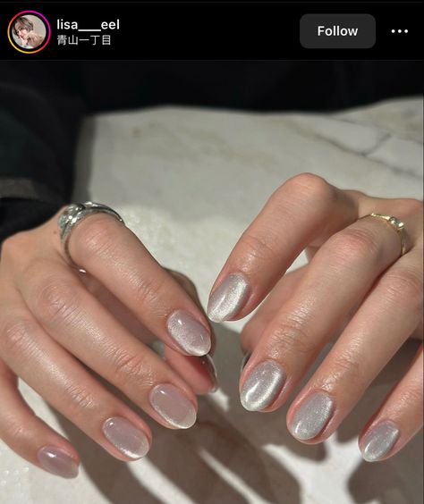 Silver Cat Eye Nails, Silver Cat Eye, Soft Gel Nails, Hello Nails, Hippie Nails, Eye Nails, Gel Nails Diy, Magnetic Nails, Simple Gel Nails