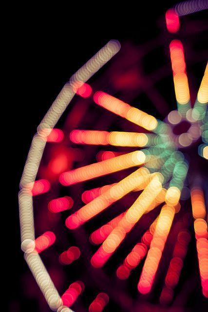 Lights In The Dark, Ferris Wheels, Bokeh Photography, Carnival Rides, Out Of Focus, Amusement Parks, The Fair, Dark Night, Pics Art