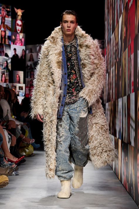 Diesel FW24 Men Runway Fashion, Winter 2024 Fashion, Men Runway, Fw 2024, 2024 Runway, Party Outfit Men, Being Watched, Fall Winter 2024, Milan Design Week