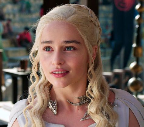 Daenerys Targaryen Aesthetic, Daenerys Targaryen Icons, Emilia Clarke Daenerys Targaryen, Targaryen Aesthetic, Princesa Disney, House Targaryen, Fame Dr, Mother Of Dragons, English Actresses