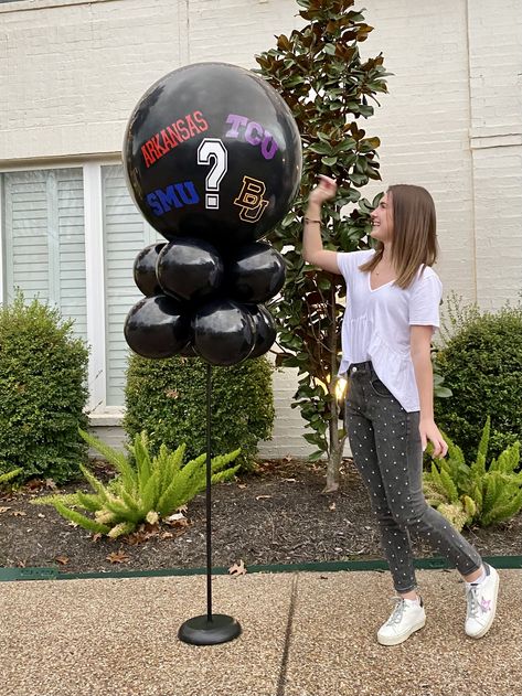 College Reveal Ideas, Decision Day Ideas, College Reveal Party, Dental Photoshoot, 2026 Graduation, Signing Ideas, College Signing Day, Choosing A College, College Advisor