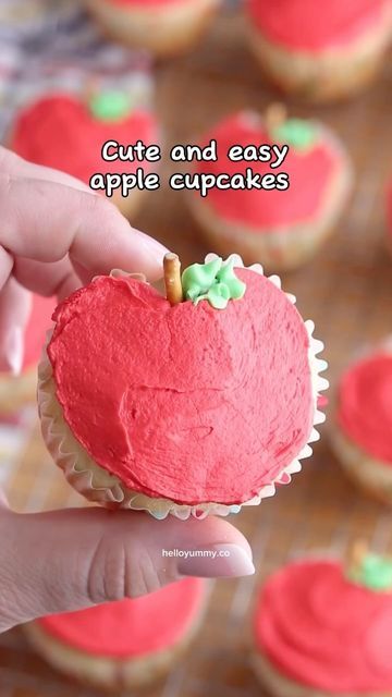 Peach Sherbet Recipe, Apple Shaped Cupcakes, Peach Desserts Easy, Sherbet Recipes, Apple Cupcakes, Peach Ice Cream, Chocolate Pastry, Peach Desserts, Wafer Cookies