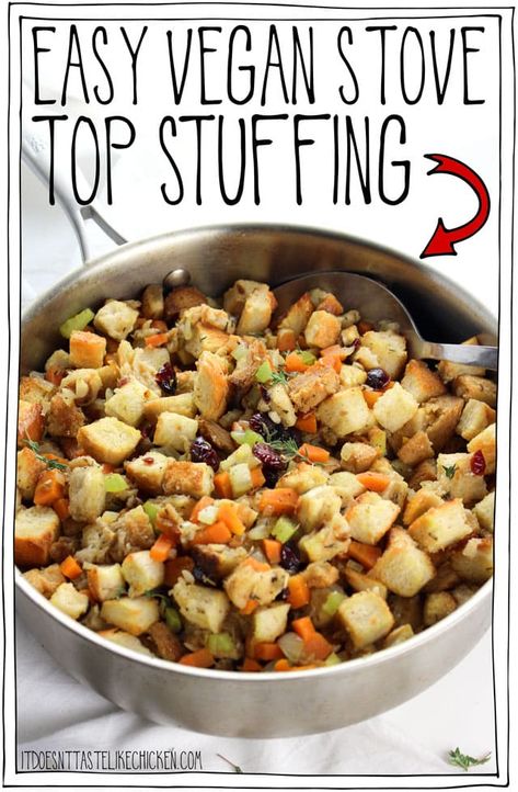 Easy Vegan Stove Top Stuffing!! The perfect traditional stuffing for Thanksgiving or Christmas. Just 30 minutes and can be made ahead of time. Perfectly seasoned, fluffy, with sage, thyme, rosemary and dried cranberries. #itdoesnttastelikechicken #veganrecipes #veganthanksgiving #thanksgiving Stuffing For Thanksgiving, Vegan Stuffing, Traditional Stuffing, Stovetop Recipes, Vegan Thanksgiving Dinner, Thanksgiving Vegan, Stove Top Stuffing, Dinner Quick, Vegan Holiday Recipes