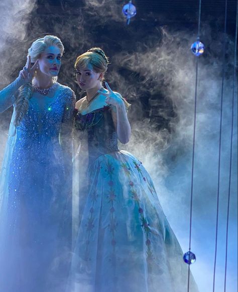 Musical Theatre Aesthetic, Frozen On Broadway, Frozen Broadway, Frozen The Musical, Frozen Musical, Anastasia Broadway, Theatre Aesthetic, Frozen Jr, Film Frozen